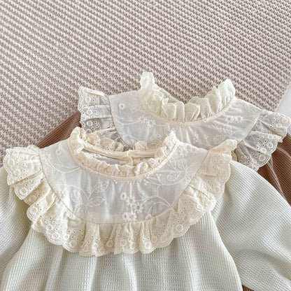 Baby Spring And Autumn Long Sleeve Lace Romper.